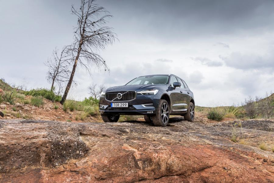  Volvo XC60 T6 Inscription 2017 года  (WW) (фото 16 из 72)